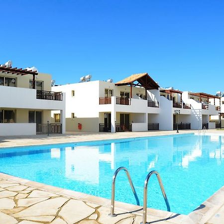Top Floor, 2 Bedroom Apartment Vanessa D204, Free Wifi, Village View Peyia Bagian luar foto