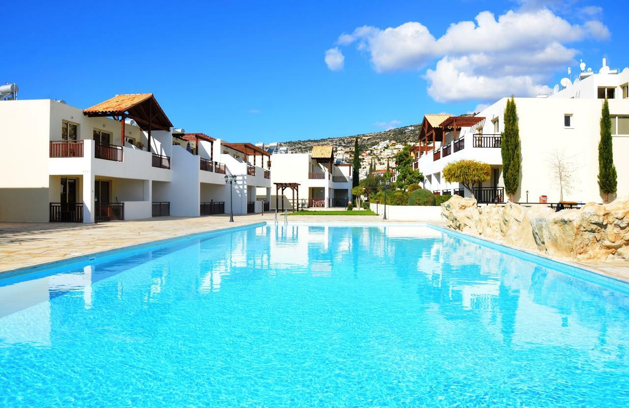 Top Floor, 2 Bedroom Apartment Vanessa D204, Free Wifi, Village View Peyia Bagian luar foto