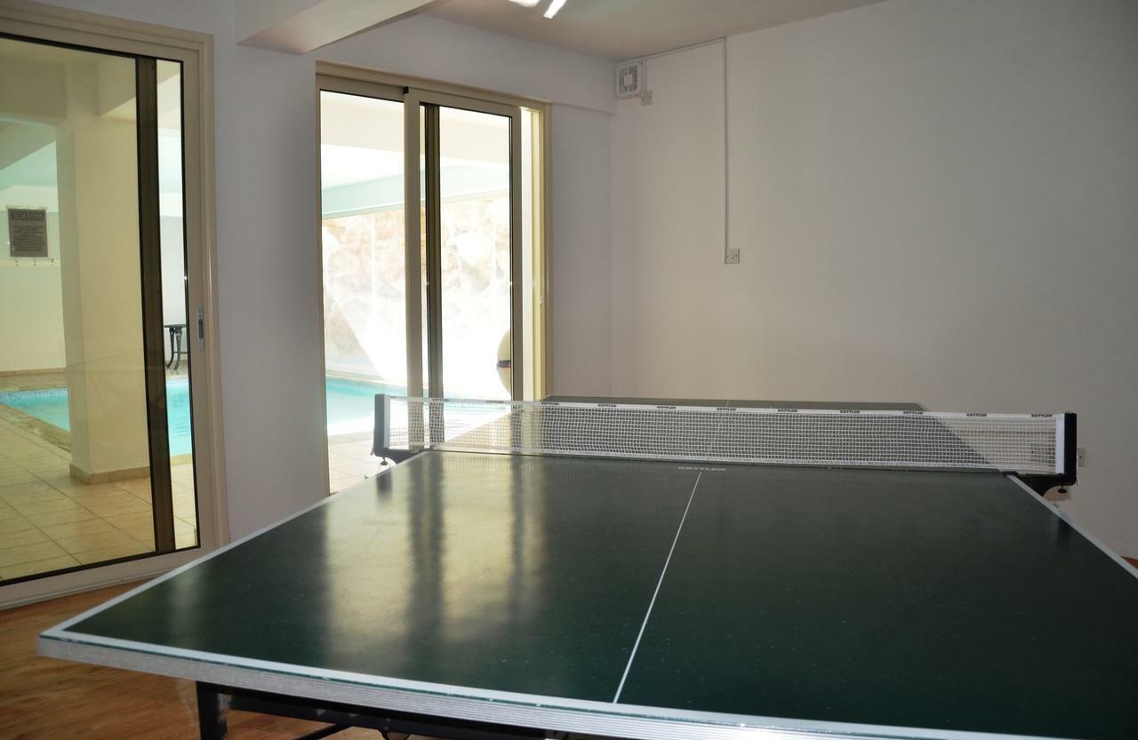Top Floor, 2 Bedroom Apartment Vanessa D204, Free Wifi, Village View Peyia Bagian luar foto